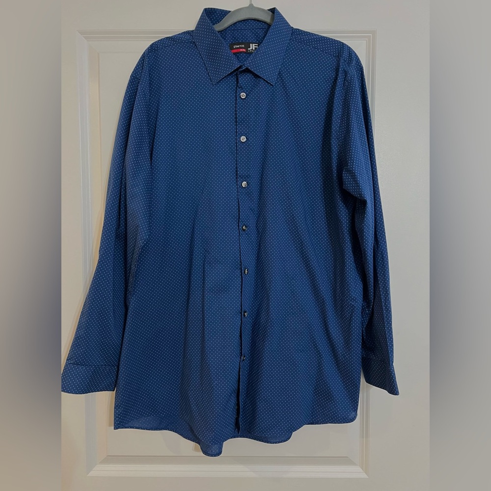 Men’s dress shirt